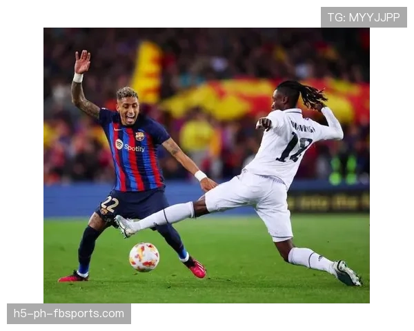 萨卡与拉菲尼亚右边锋对比：突破效率与进攻角色差异