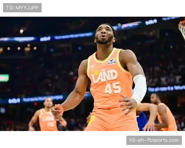 米切尔突破创造更多得分机会，提升骑士关键时刻效率